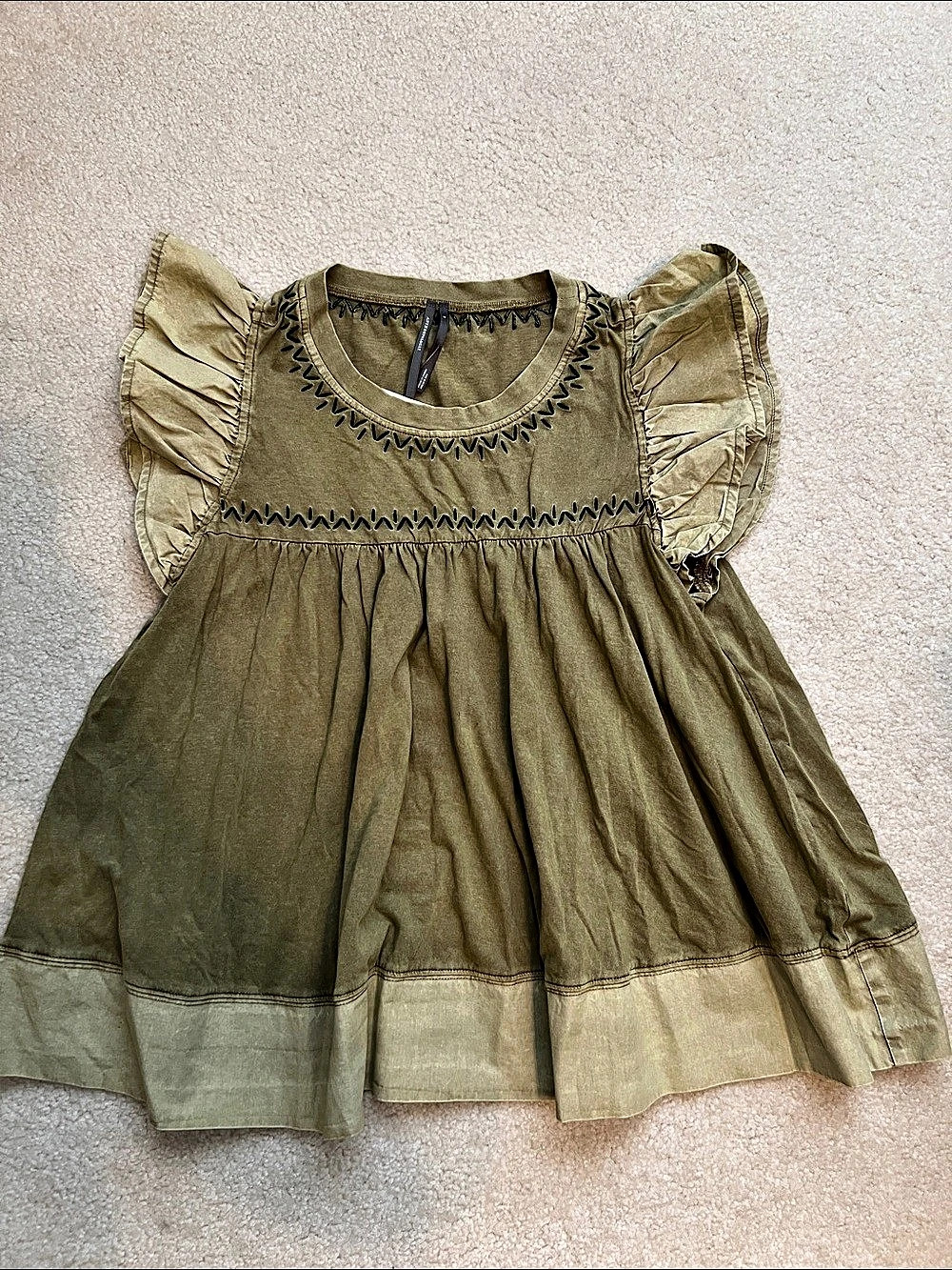 Anthropologie Embroidered Green Top Size Medium